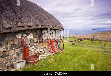 Eine traditionelle Croft Gebäude das Museum of Island Life auf der Isle Of Skye, Schottland, UK Stockfoto