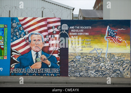 Nordirland, Belfast, Falls Road, republikanische Wandbild Stockfoto