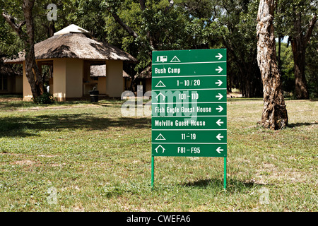 Keine Besucher erlaubt Zeichen im Letaba Camp, Krüger Nationalpark, Südafrika Stockfoto