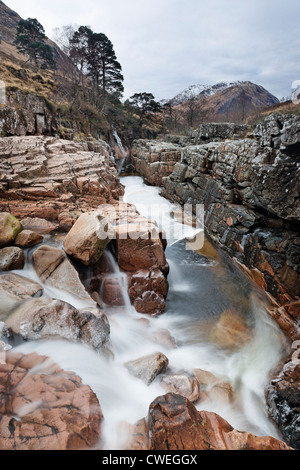 Der Fluß Etive in Glen Etive, Lochaber, Schottland, Großbritannien. Stockfoto