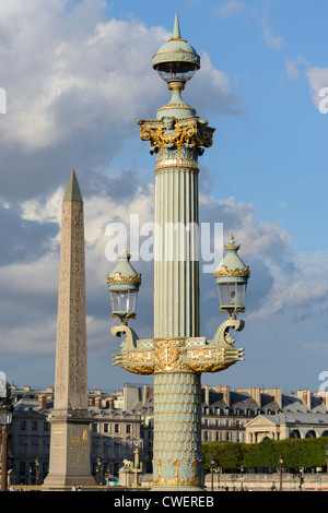 Reich verzierte Laterne, Place De La Concorde, Paris Frankreich Stockfoto