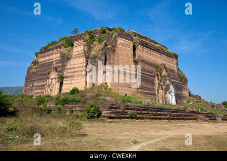 Myanmar, Burma. Mingun Paya, in der Nähe von Mandalay. Stockfoto