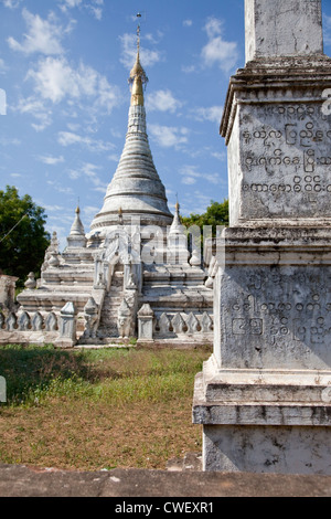 Myanmar, Burma. Mingun, in der Nähe von Mandalay. Buddhistisch Stupa. Stockfoto