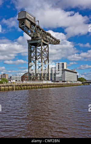 Legendären River Clyde Finnieston Kran und Hilton Garden Inn am Finnieston Quay in Glasgow Stockfoto