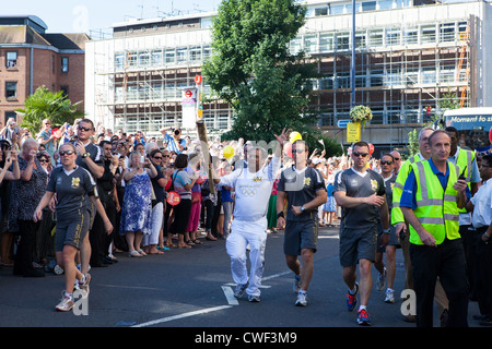 Olympischer Fackellauf in Kingston upon Thames Stockfoto