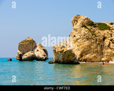 Aphrodite Felsen, Zypern. Der legendäre Geburtsort der Göttin Aphrodite. Petra Tou Romiou Volksmund Stockfoto