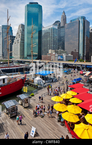 Pier 17, South Street Seaport, Lower Manhattan, New York City Stockfoto