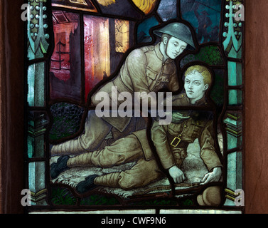 Soldaten-Glasmalerei, St. Giles Kirche, Cropwell Bishop, Nottinghamshire, UK Stockfoto