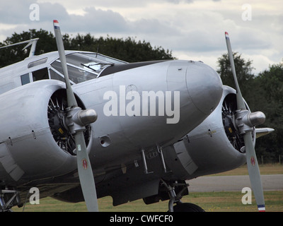 Vintage Beechcraft B18S twin engined Flugzeug Seppe Airfield, Niederlande Stockfoto