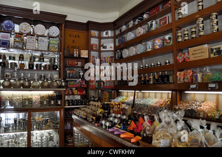 Tee und Kaffee Shop in Lissabon, Portugal Stockfoto