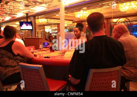 Besucher beim Poker in Las Vegas, Nevada, USA Stockfoto