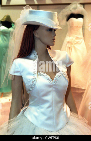 Als Hochzeit Ausstaffierte Mannequin bei einer Hochzeit Messe in Poznan (Posen), Polen Stockfoto