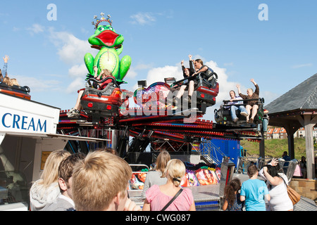 Fahrgeschäfte bei Whitby Regatta Stockfoto