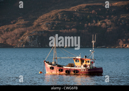 ein altes Fischerboot auf Loch Broom Ullapool wester Ross westlichen Highlands von Schottland Stockfoto