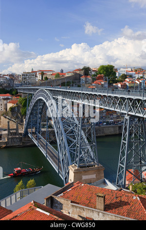 Ponte Dom Luis1 Brücke über den Rio Douro Ribeira Porto Portugal Stockfoto