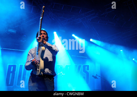 BENICASSIM, Spanien - 14 Juli: Buzzcocks Band führt auf FIB am 14. Juli 2012 in Benicassim, Spanien. Stockfoto