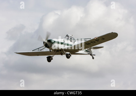 Piper PA-25 Pawnee, Reg G-BDPJ, verwendet als Segelflugzeug Schlepper oder für Ernte-Spritzen Stockfoto