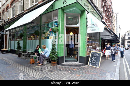 Lina speichert Ltd, italienische Feinkost, Brewer Street, Soho, London, England, UK Stockfoto