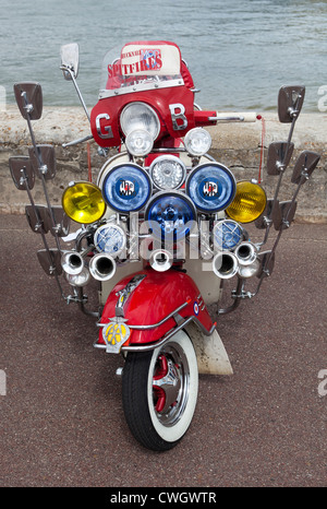 Maßgeschneiderte Vespa-Roller Stockfoto