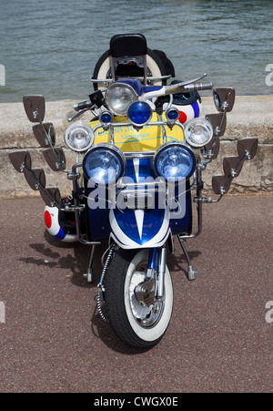 Maßgeschneiderte Vespa-Roller Stockfoto