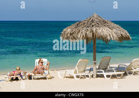 Strand Playa Ancon, Trinidad, Kuba. Stockfoto