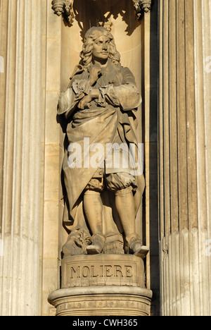 Paris, Frankreich. Hotel de Ville - Fassade (19) Statue: Moliere Stockfoto