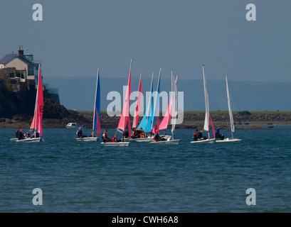 Kinder Segeln, Instow, North Devon, UK Stockfoto