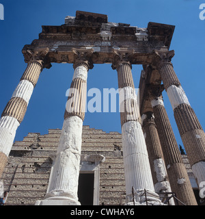 Brescia Forum Romanum mit den Säulen des kapitolinischen Tempels Stockfoto