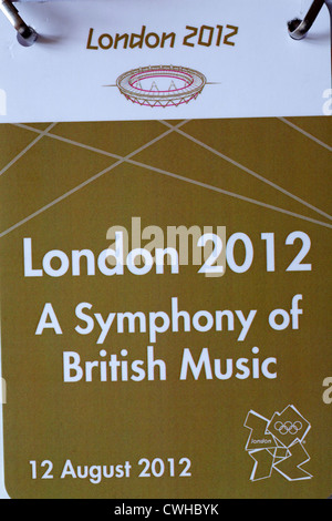 Eine Symphonie der britischen Musik in London 2012 passieren getragen von Olympioniken für die Olympischen Spiele 2012 in London im August Stockfoto