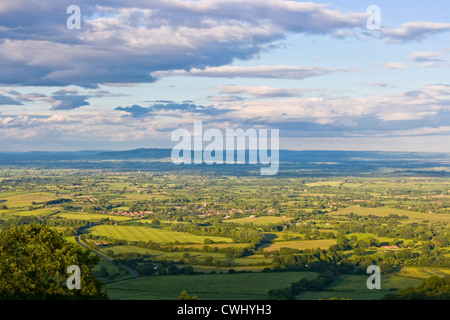 Panoramablick über englische Landschaft in der Abenddämmerung aus Malvern Hills Worcestershire England Europa Stockfoto