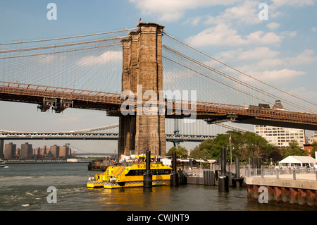 Fulton Ferry landing Brooklyn Bridge East River New York Vereinigte Staaten Stockfoto