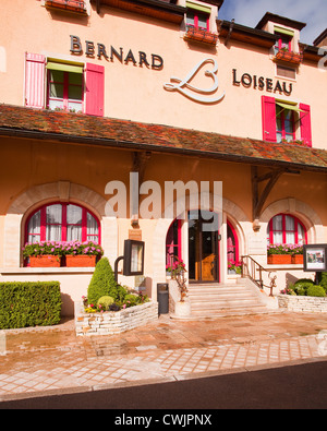 Der Eingang zum Restaurant Bernard Loiseau in Saulieu, Frankreich. Stockfoto