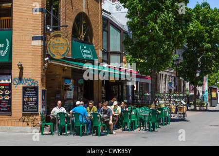 Restaurant am Rue Prince Arthur im Stadtteil Plateau Mont-Royal, Montreal, Quebec, Kanada Stockfoto