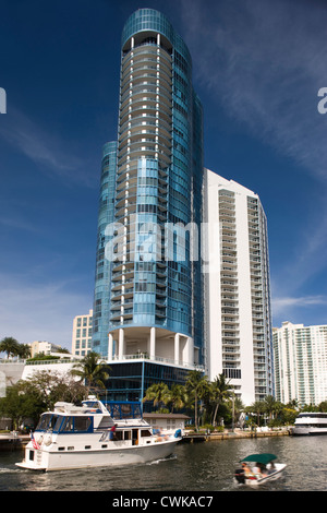 TALL BUILDINGS NEW RIVER DOWNTOWN FORT LAUDERDALE FLORIDA USA Stockfoto