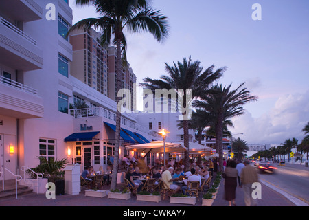 H2O CAFÉ IM FREIEN SEABREEZE BOULEVARD FORT LAUDERDALE FLORIDA USA Stockfoto