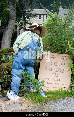 Vogelscheuche Kettlewell Festival Darstellung eine ungerade Jobmann Stockfoto