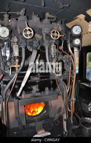 Dampf-Zug-Feuer und Kessel Stockfoto