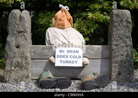 Vogelscheuche Kettlewell Festival Darstellung eines Mannes in den Beständen Stockfoto