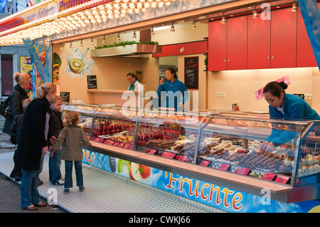 Cannstatter Volksfest, Cannstatter Wasen, Stuttgart, Deutschland. Stockfoto