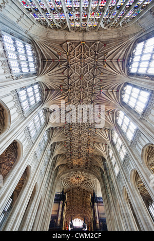 England, Berkshire, Windsor, Windsor Castle, St.-Georgs Kapelle, das Kirchenschiff Decke Stockfoto