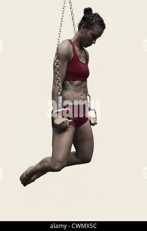 USA, Texas, Austin, junge Frau beim abs training Stockfoto