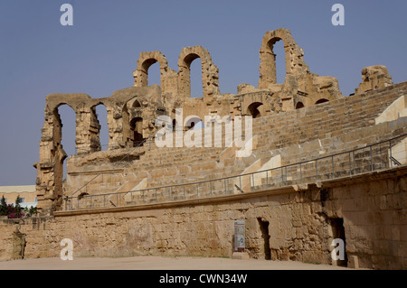 Panoramablick über das Amphitheater von El Djem in Tunesien Stockfoto