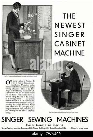 Original der 1930er Jahre Vintage Printwerbung aus englischen Verbrauchermagazin Werbung SINGER Nähmaschinen Stockfoto