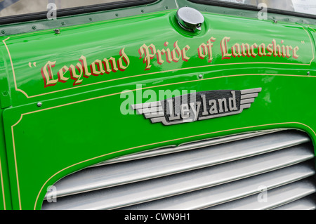 "Leyland - stolz von Lancashire" auf der Vorderseite eines Jahrgangs Leyland LKW/LKW Stockfoto