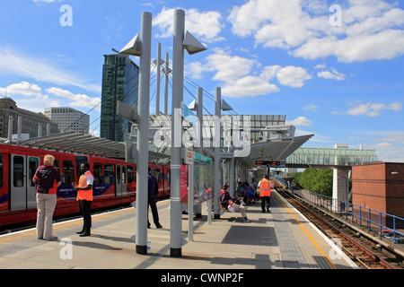 Pappel (DLR) Docklands Light Railway Station London England UK Stockfoto