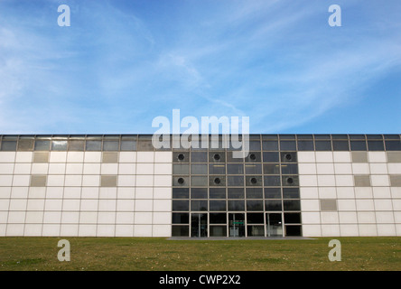 Sainsbury Centre for Visual Arts an der University of East Anglia, Norwich, Vereinigtes Königreich. Von Norman Foster entworfen. Stockfoto