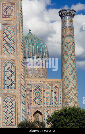 Sherdar Medressa, Lions gate, Registan, Samarkand, Usbekistan Stockfoto