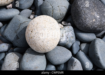 Kieselsteine am Progo, nahe Gribba Point, Cape Cornwall Cornwall England UK GB Stockfoto