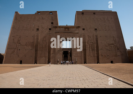 Edfu Tempel Niltal, Tempel, der Gott Horus in Oberägypten gewidmet Stockfoto