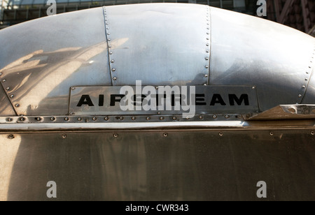 Detail der klassischen Airstream Aluminium Wohnwagen, London Stockfoto